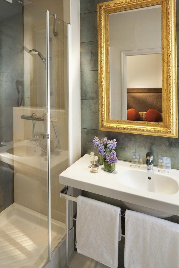 Hotel D'Albion Paris Luaran gambar