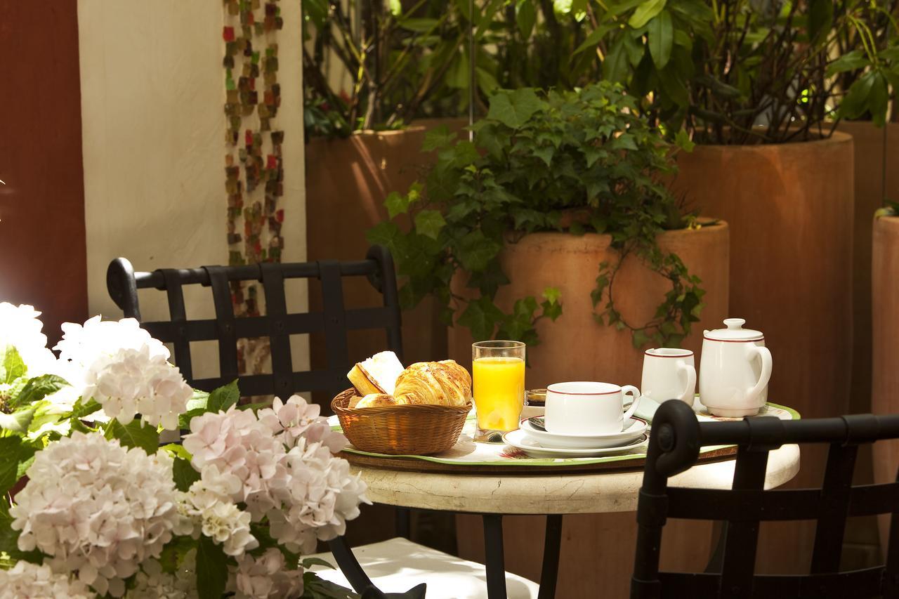 Hotel D'Albion Paris Luaran gambar