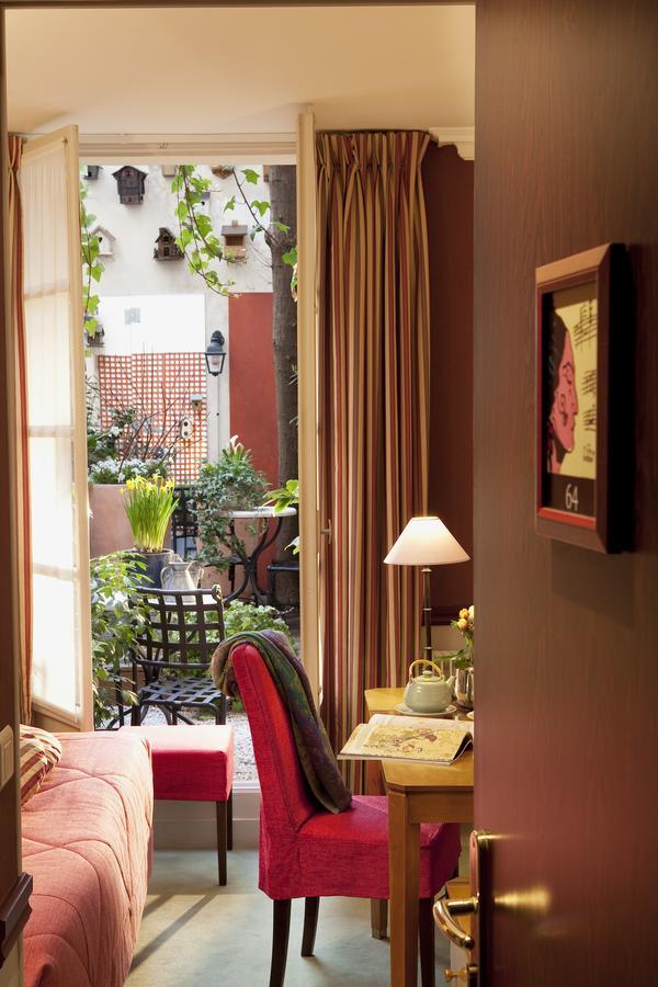 Hotel D'Albion Paris Luaran gambar